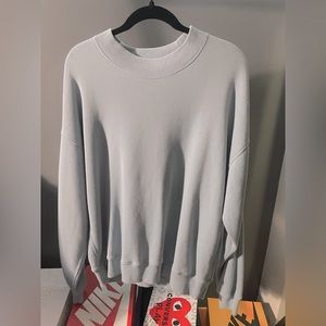 Oversized crewneck